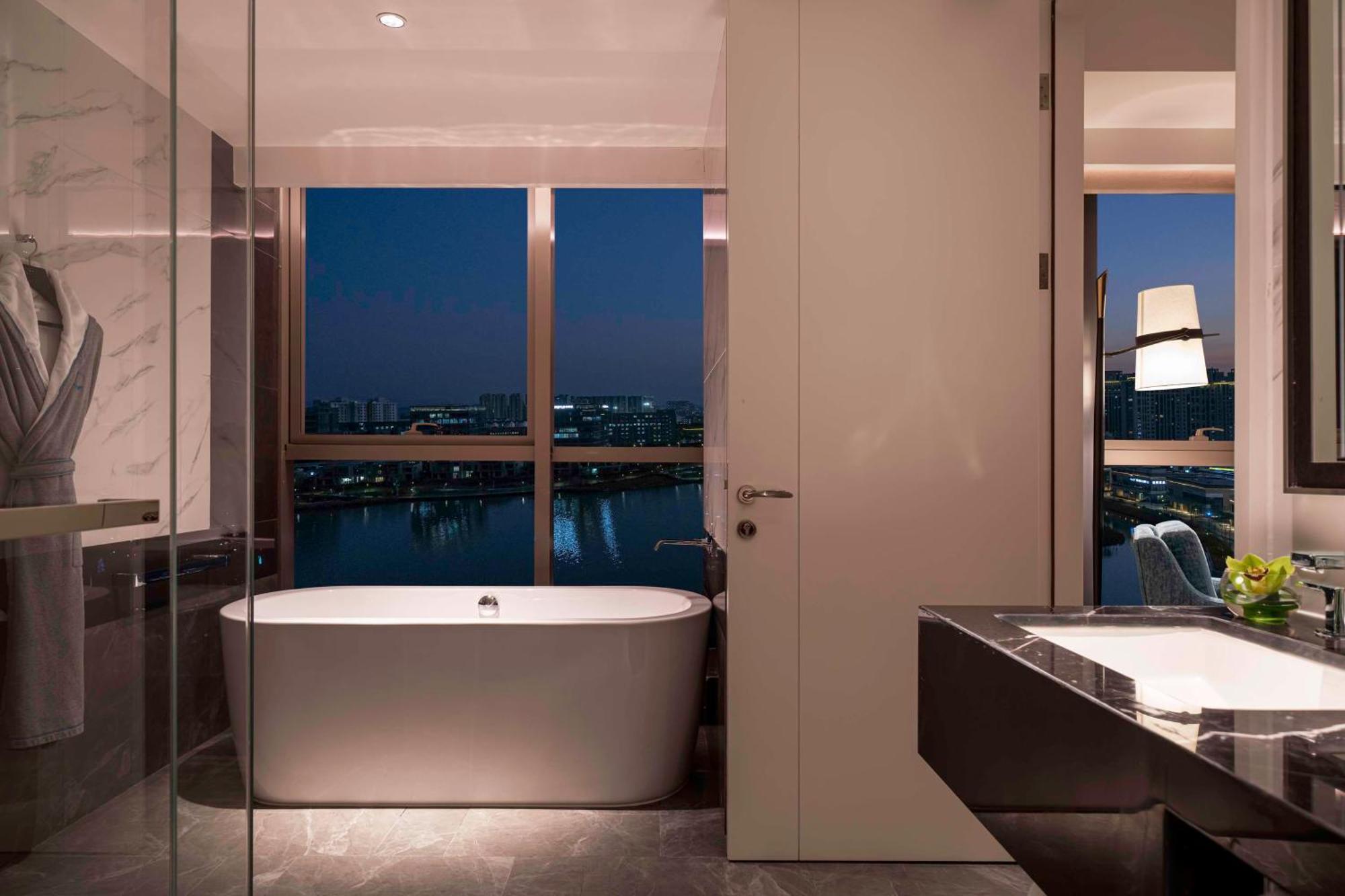Hyatt Centric Lakeside หนิงป่อ ภายนอก รูปภาพ